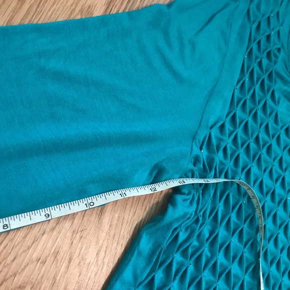 6/$20 Mountain Mamas Teal Dress in Excellent preloved condition, Soft & Cool - Picture 10 of 13